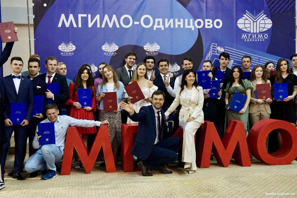 Выпускники 2022 года